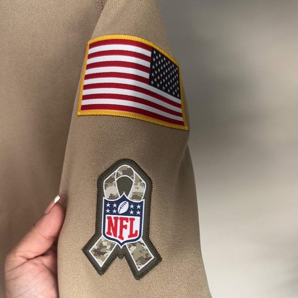 NFL Dallas Cowboys Tan Jacket - Picture 7 of 7